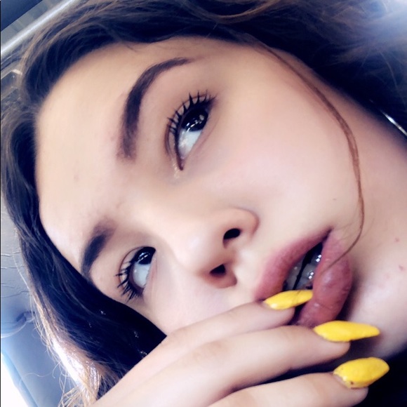 Meet your Posher, Alicia - Picture 1 of 1